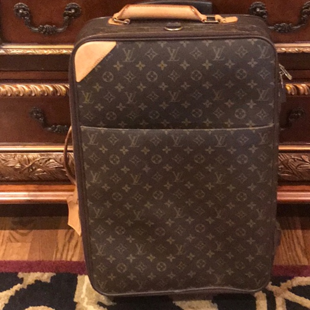 COPY - Louis Vuitton roll-on Monogram luggage